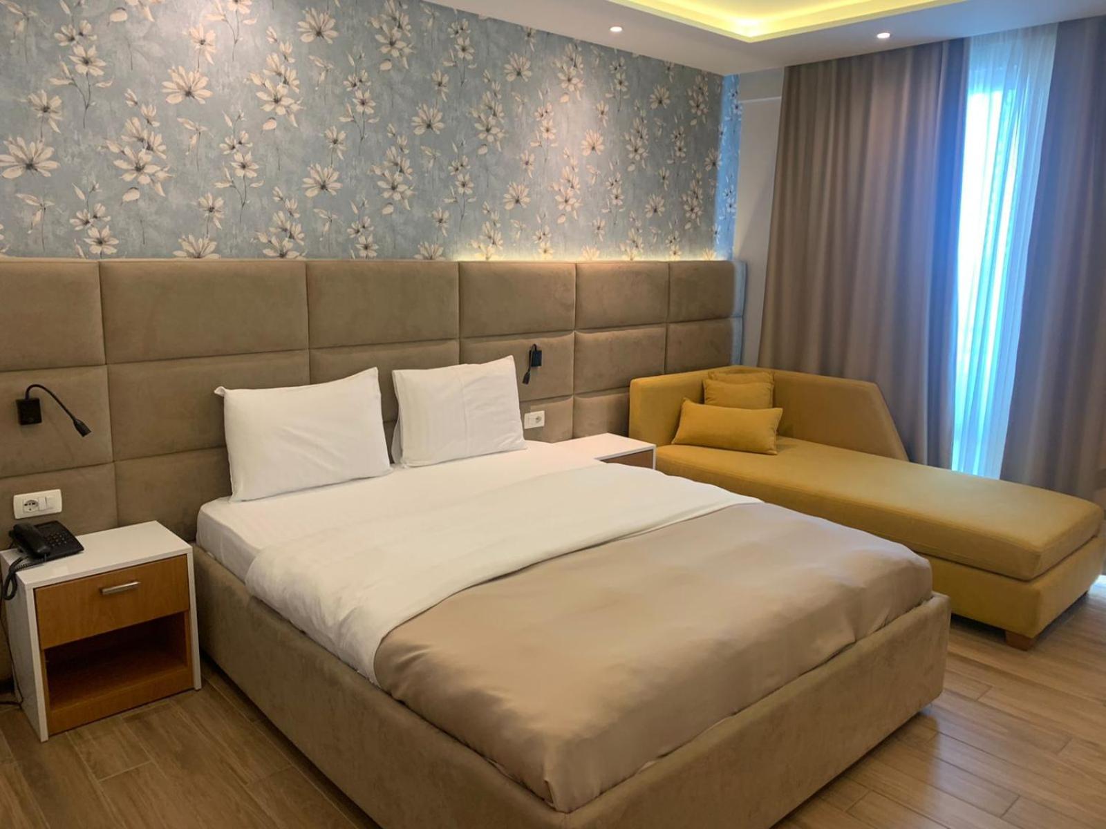 Albanian Star Hotel Kryemëdhej Eksteriør billede